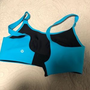 Lululemon Ta Ta Tamer Sports Bra - size 36D